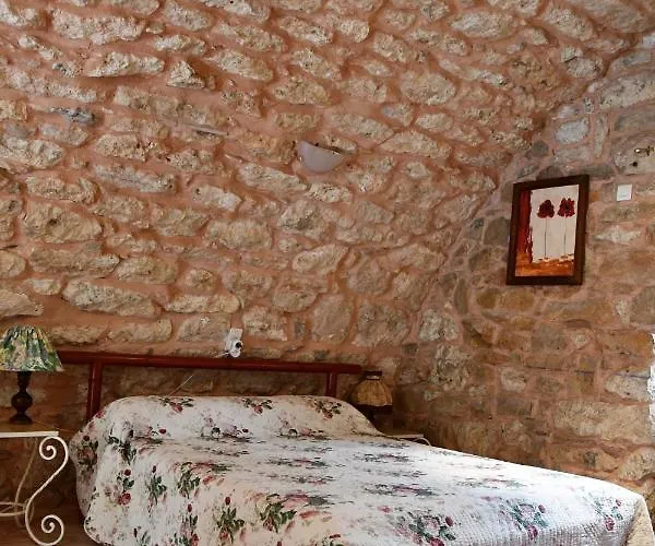 Domaine Du Theron בית נופש *